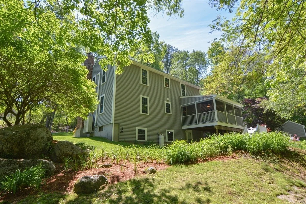 Photo of 33 Rockmeadow Rd Ext