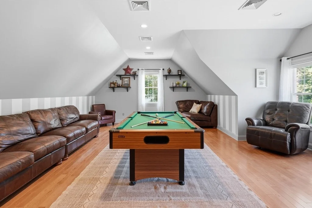 Photo of 11 Fellowship Cir