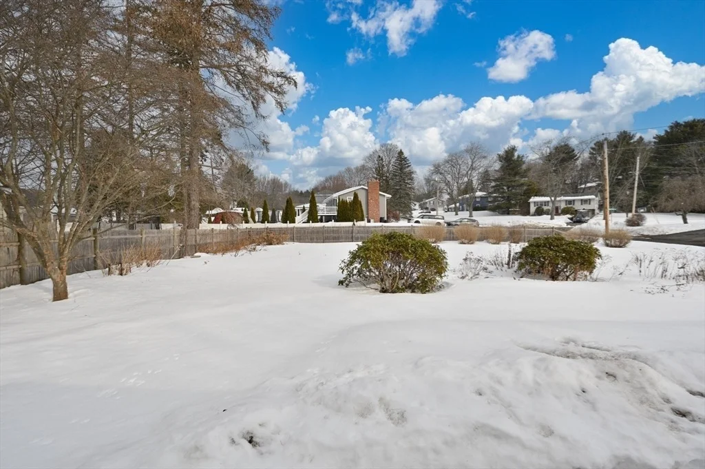 Photo of 2 Iroquois Rd.