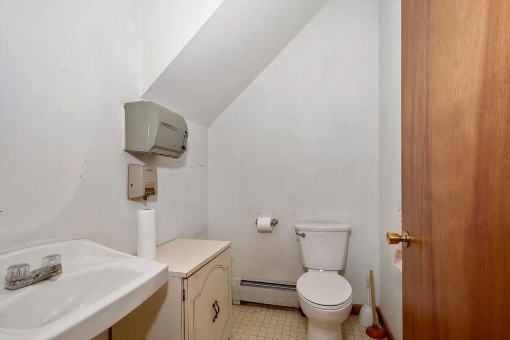 Photo of 302 Maple Street