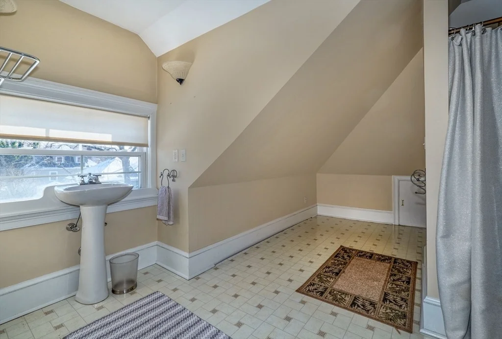 Photo of 12 Willard St