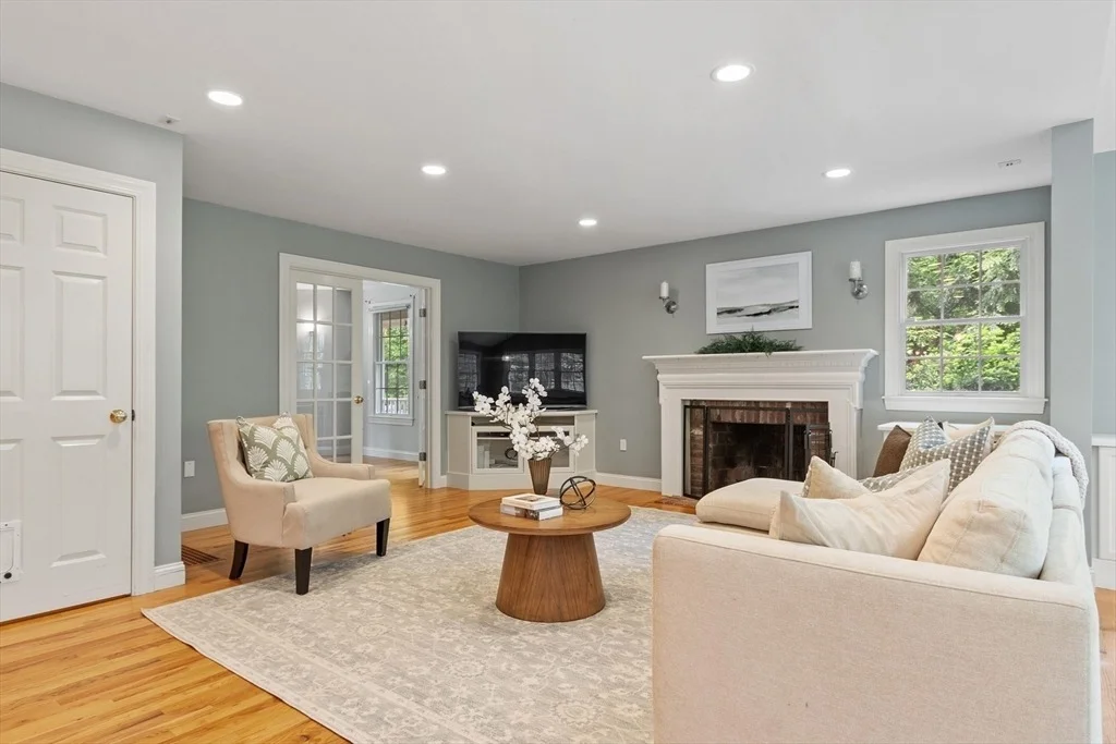 Photo of 156 Maple Street