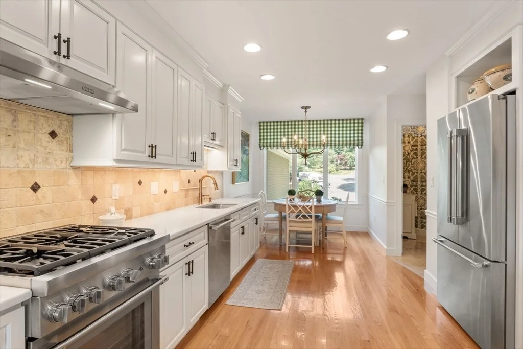 Photo of 11 Eagle Court