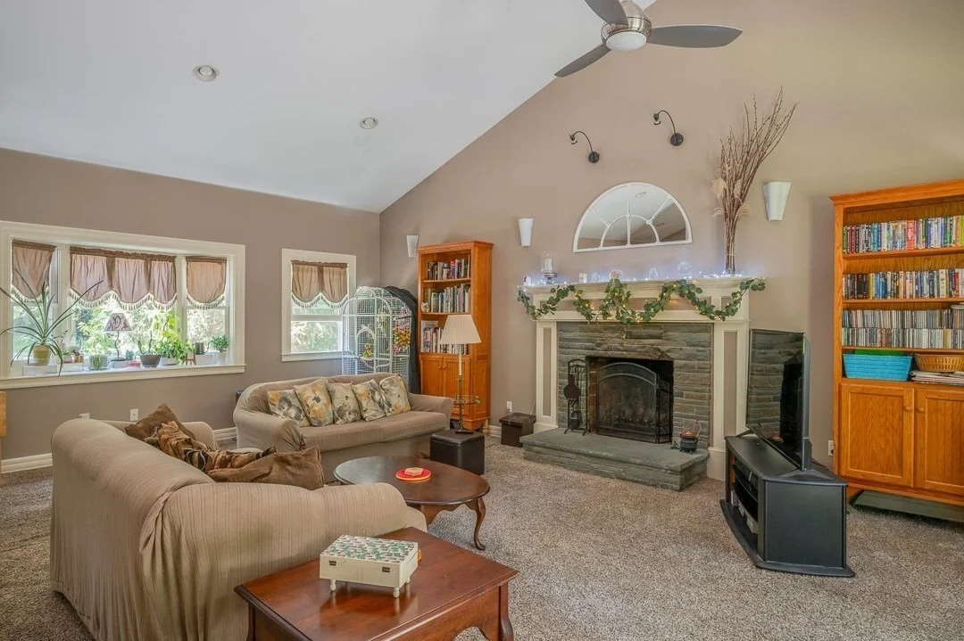 Photo of 558 Spring St