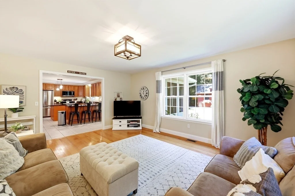 Photo of 106 Valley Rd