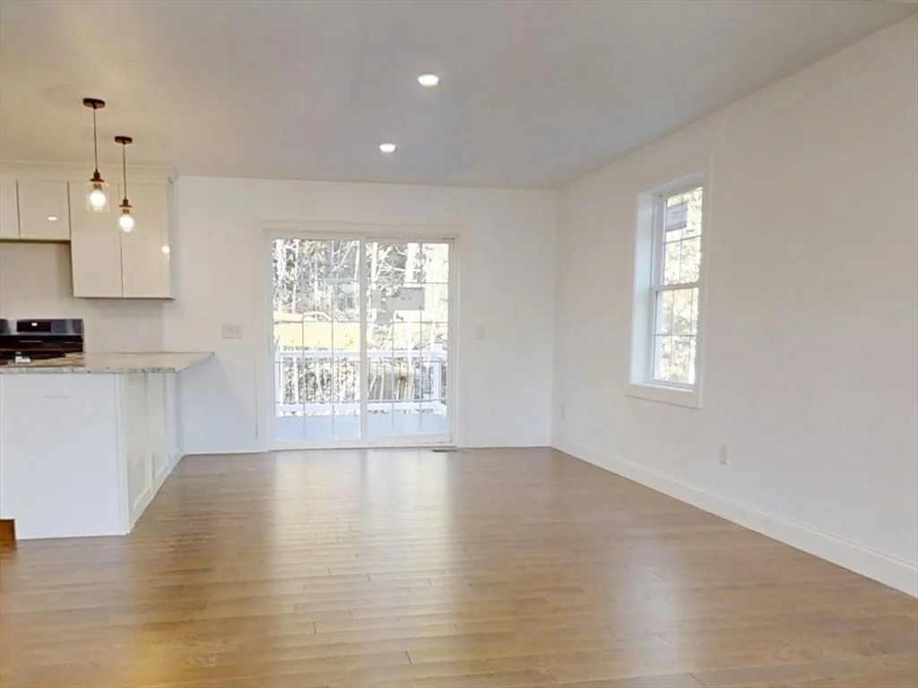 Photo of 2 Tupelo Dr