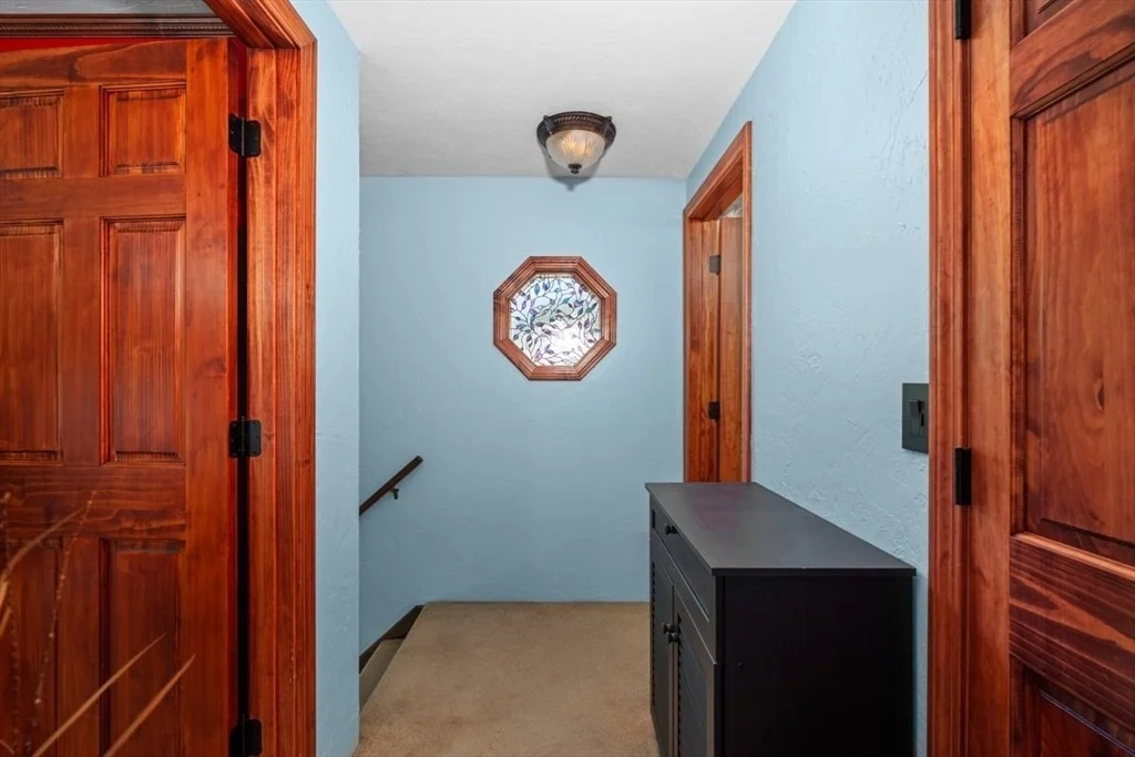 Photo of 33 Scenic Ave