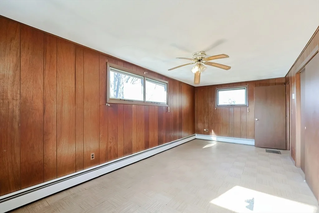 Photo of 940 Read St.