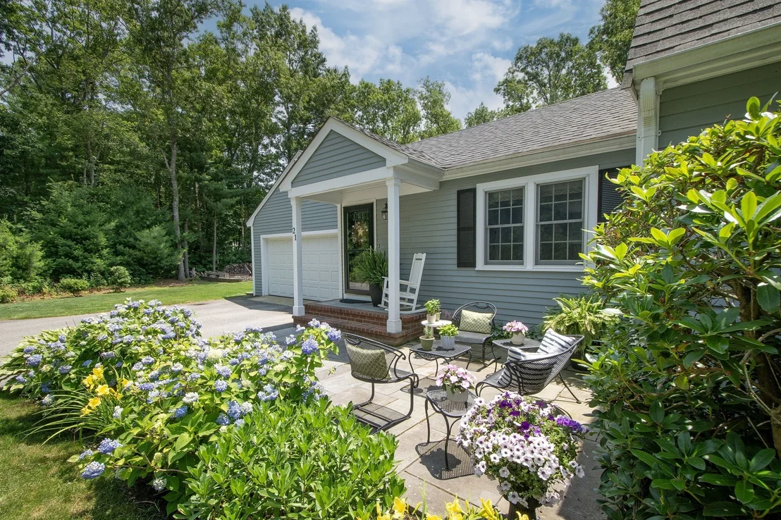 Photo of 21 Earldor Circle