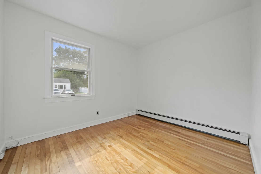 Photo of 11 Sendick Rd