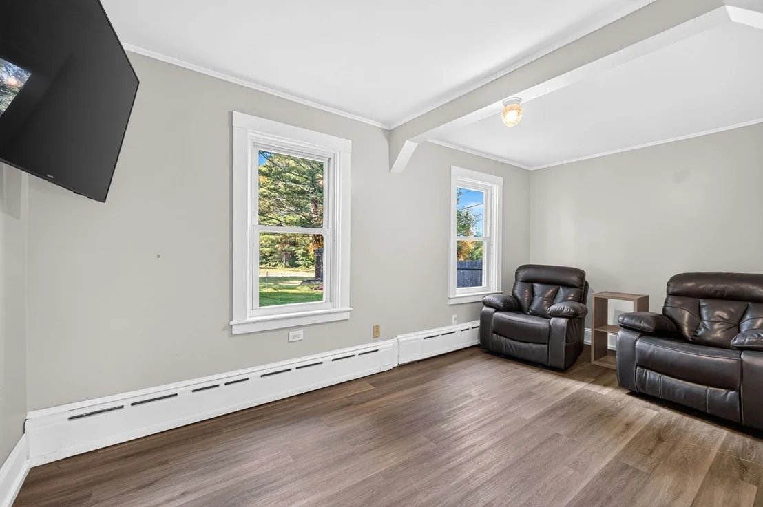 Photo of 87 River St