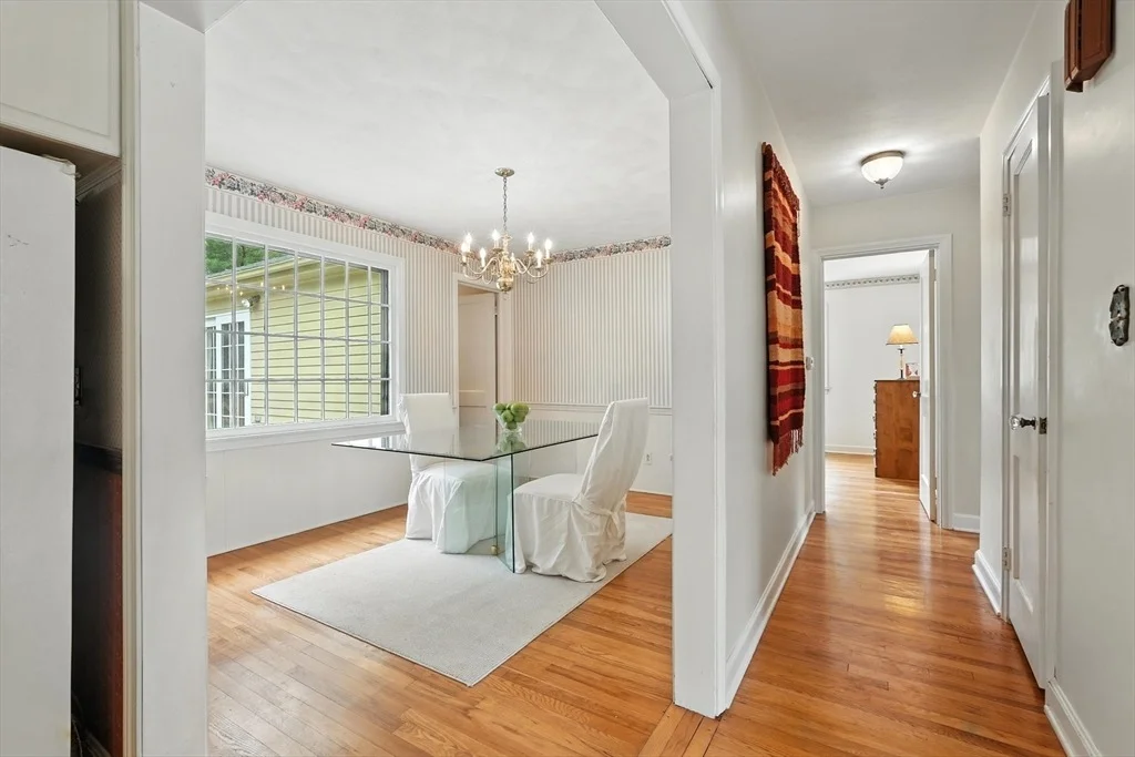 Photo of 30 Western Cir