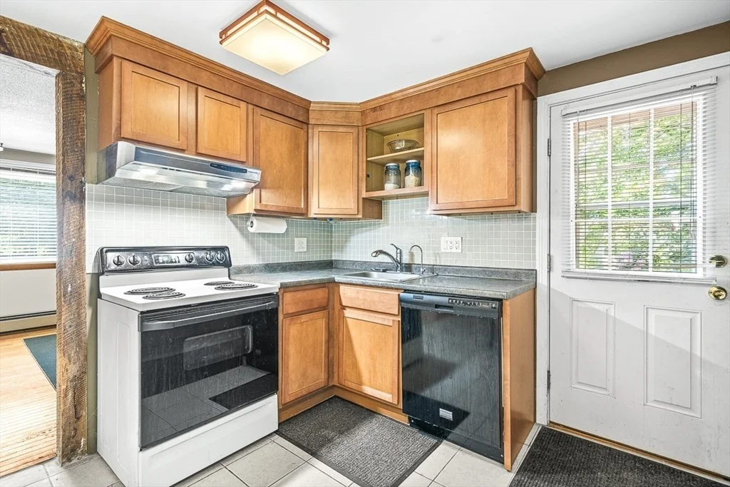Photo of 98 G Street