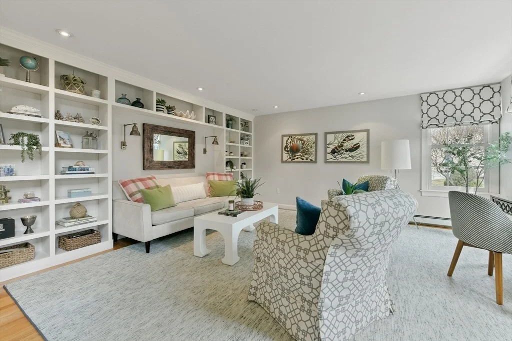 Photo of 10 Edgar Walker Ct