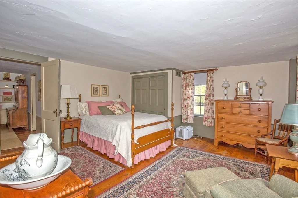 Photo of 162 Boston Rd