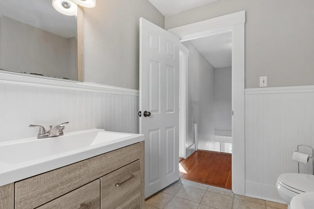 Photo of 48 Central St