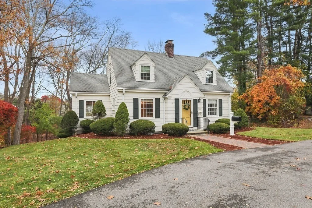 Photo of 1297 Old Worcester Rd