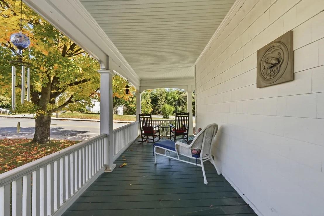 Photo of 165 Holden St