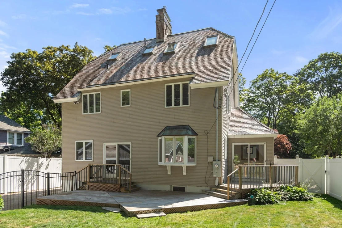 Photo of 43 Laconia Rd