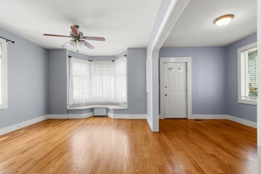 Photo of 18 Willow Ave