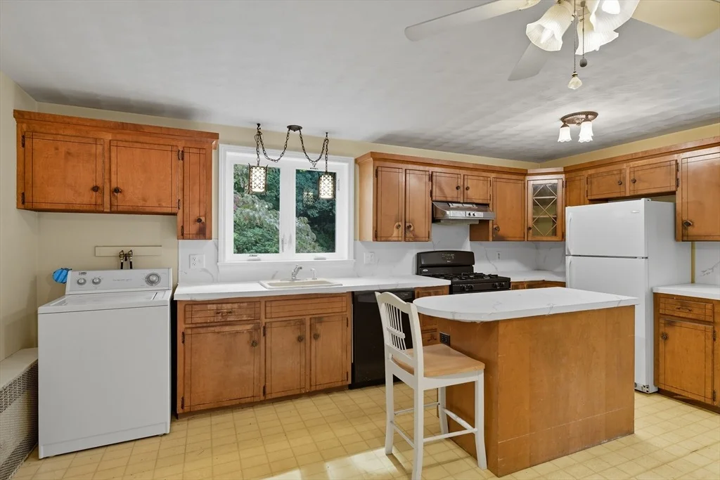 Photo of 4345 High St