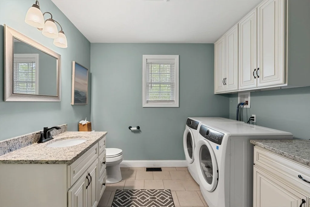Photo of 32 Dennison Ave