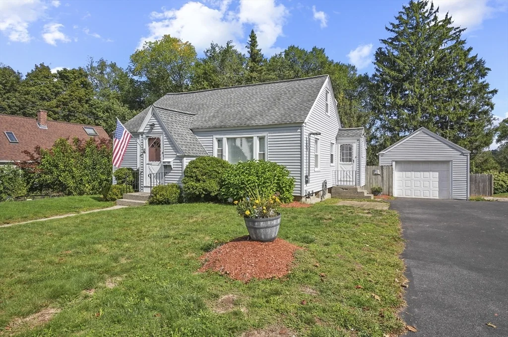 Photo of 6 Renaud Drive
