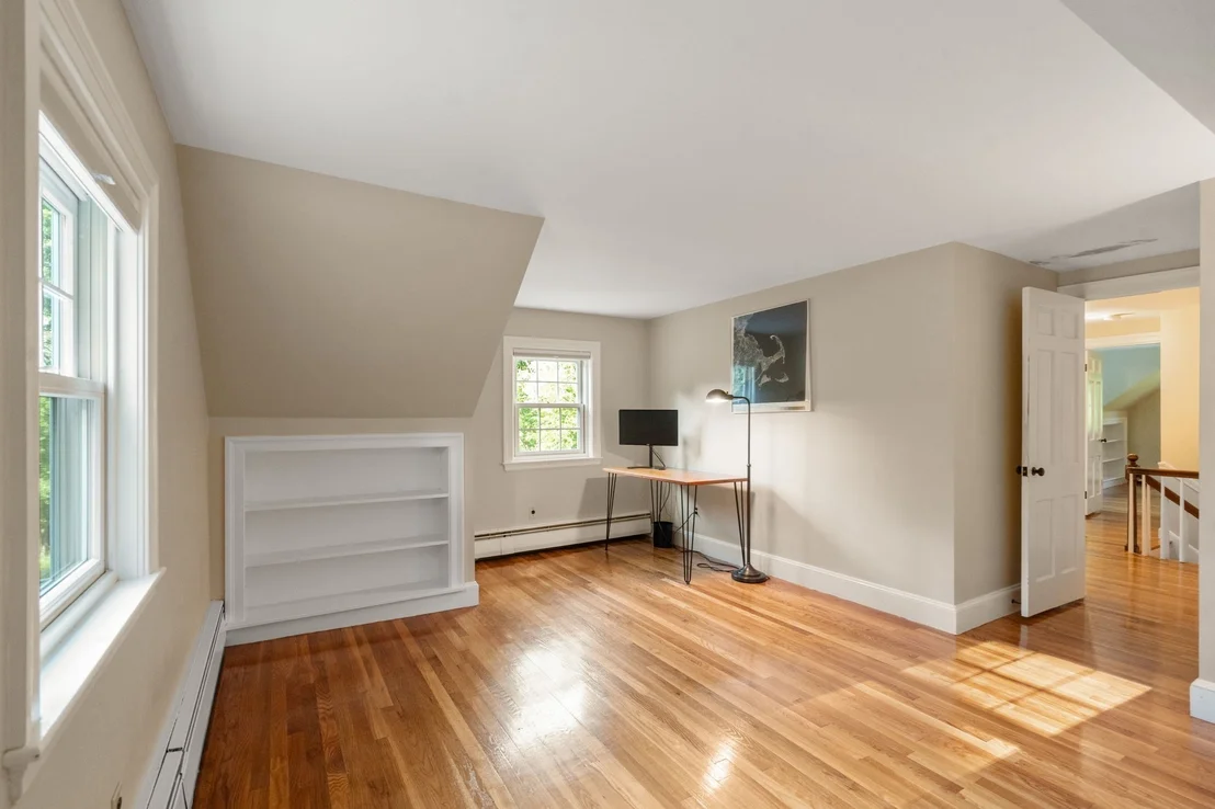 Photo of 60 Plain Road
