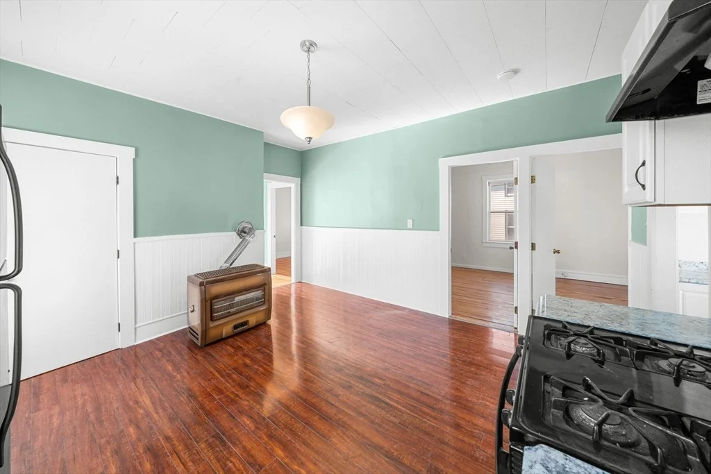 Photo of 482 Snell St