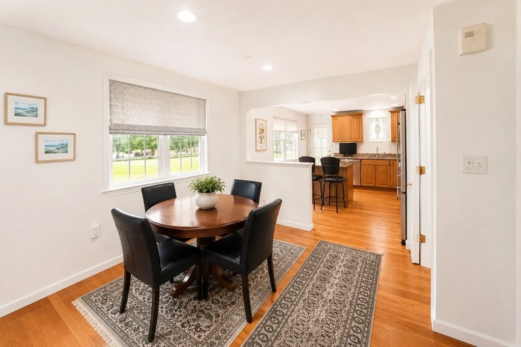 Photo of 33 Edgewood Rd