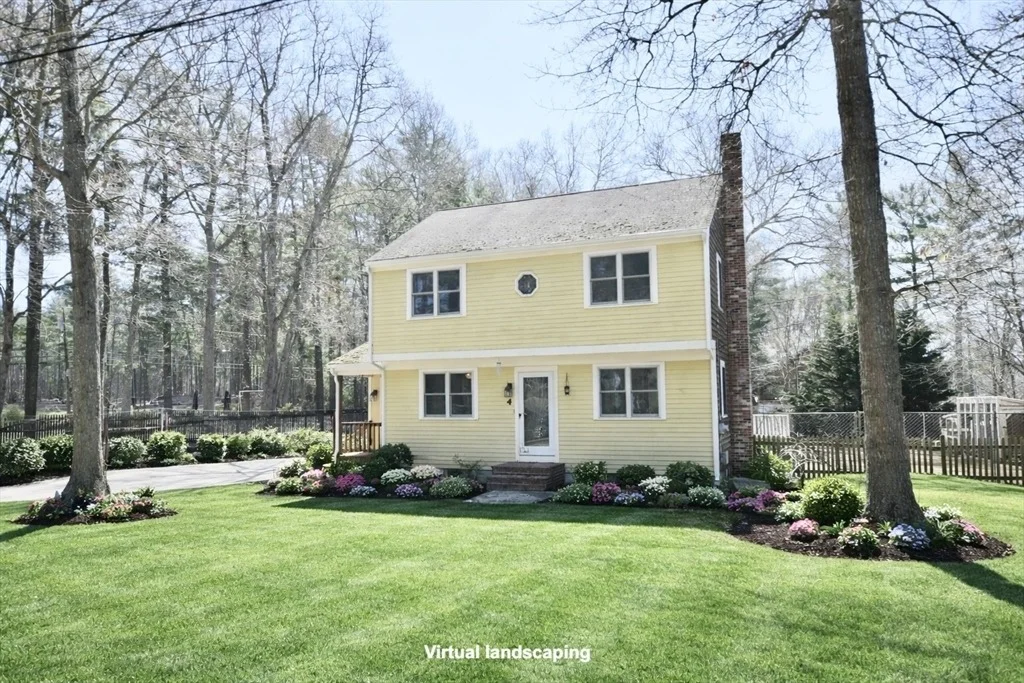 Photo of 4 May Ave.