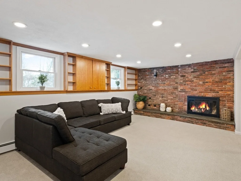 Photo of 119 Van Norden Rd