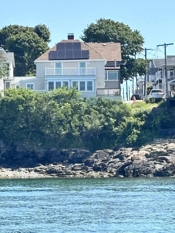 Photo of 43 Maple Ave.