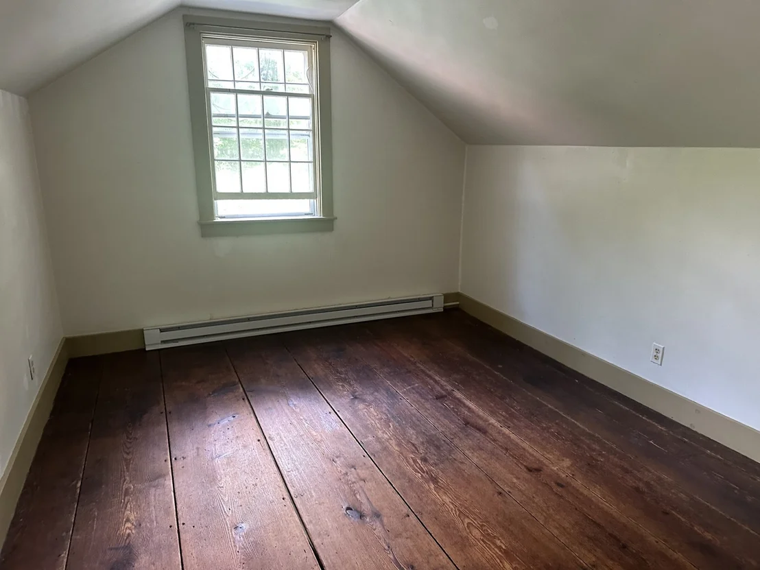 Photo of 575 Old West Brookfield Rd