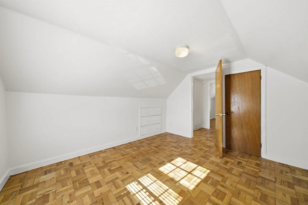 Photo of 14 Washington Circle