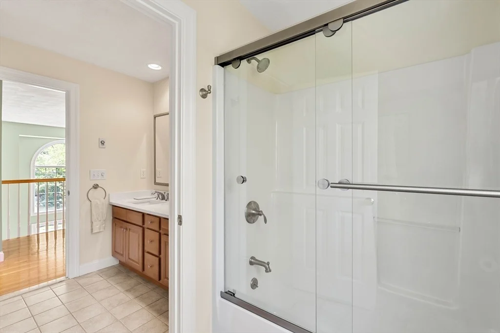 Photo of 10 Yankee Way