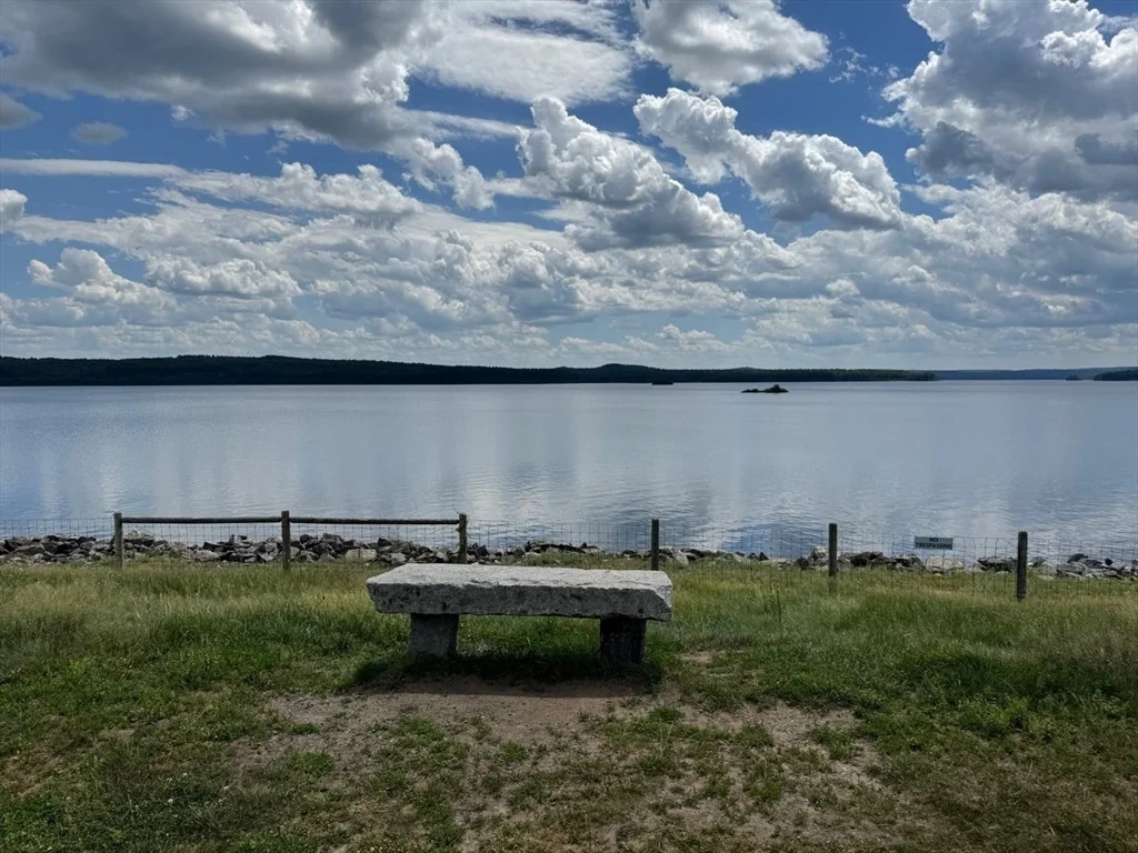 Photo of 12 Dike Dr