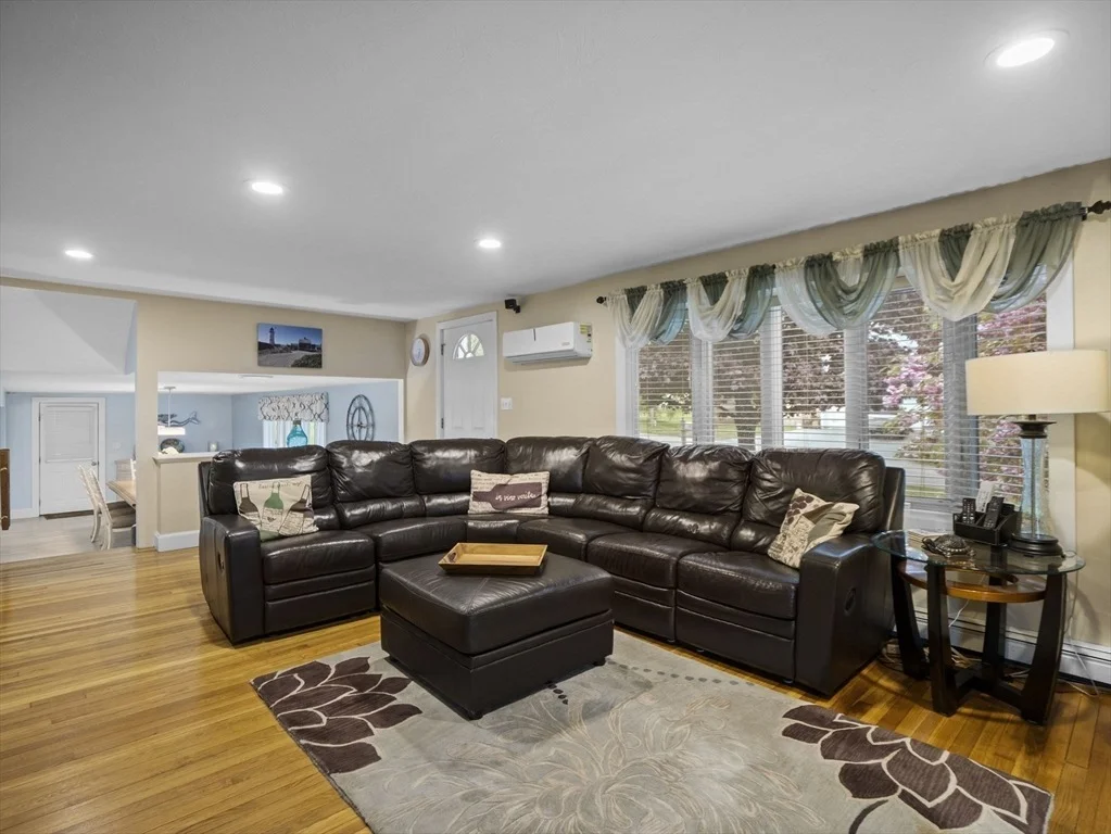 Photo of 9 Vinal Ave