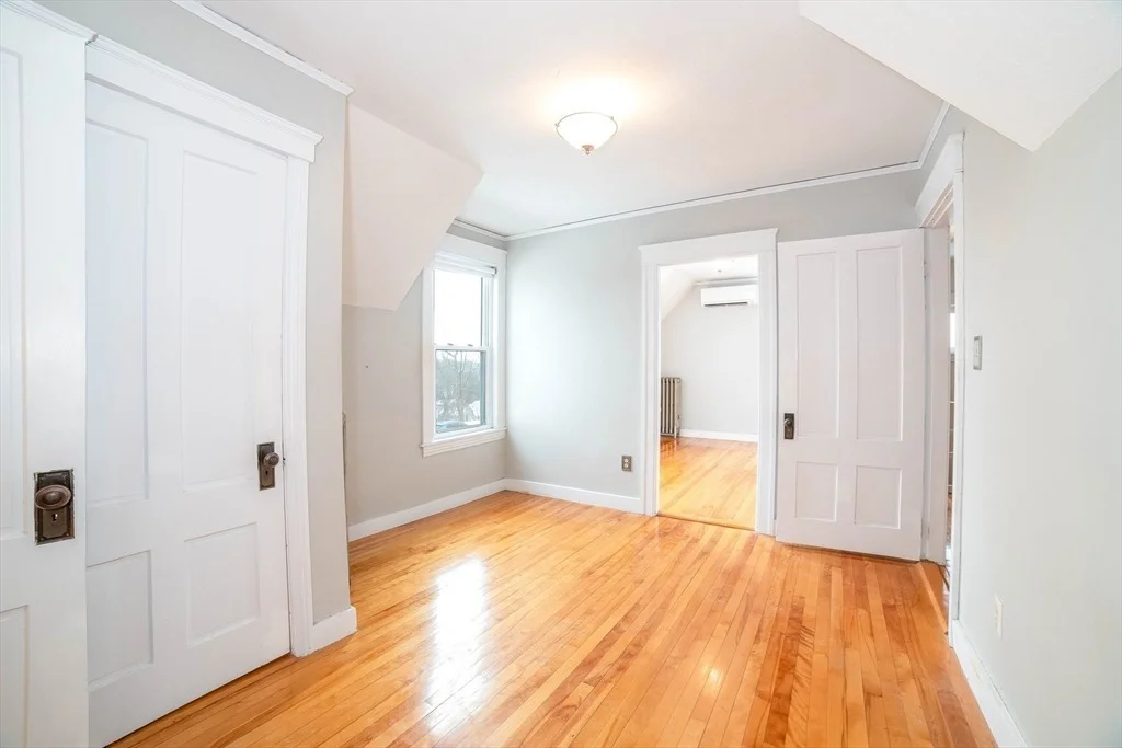 Photo of 18 Hadwen Lane