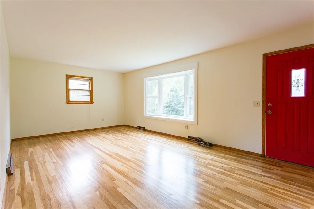 Photo of 1102 East Rd
