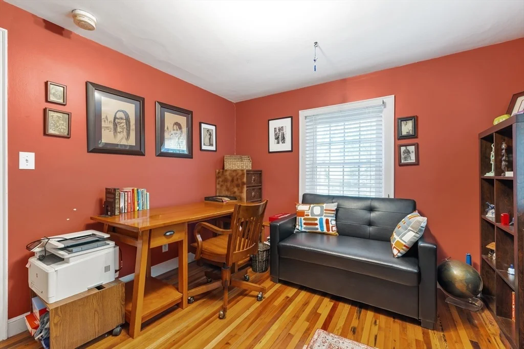 Photo of 32 Smith Ave