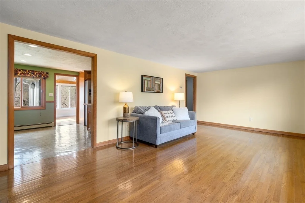 Photo of 15 Martindale Rd