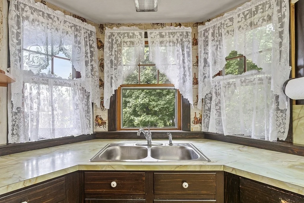 Photo of 5 Hoover Ave
