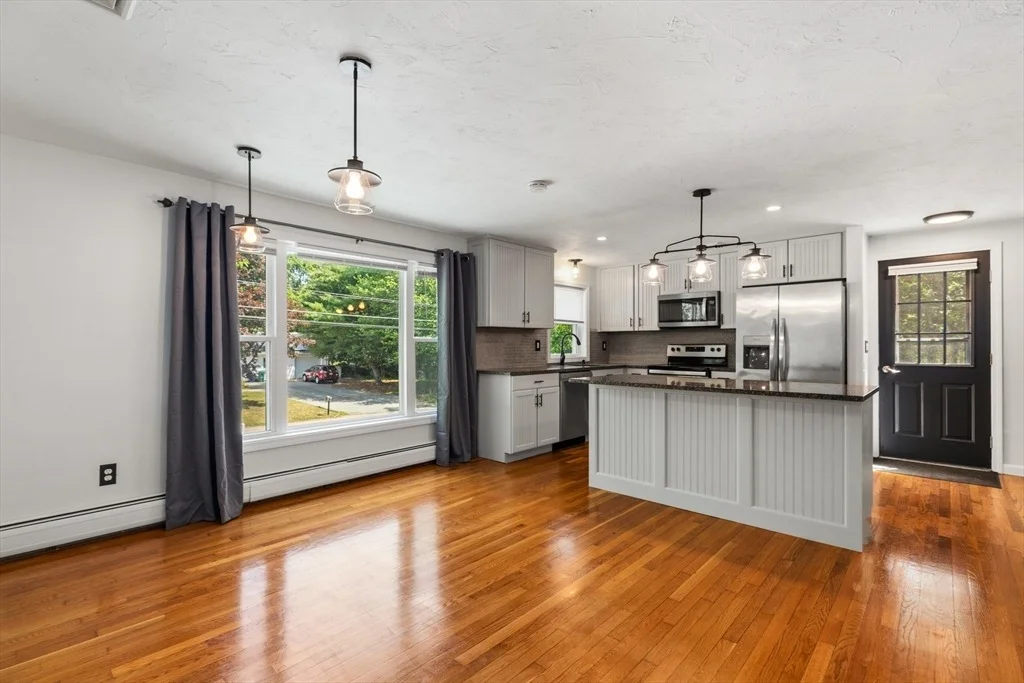 Photo of 21 Simpson Ave