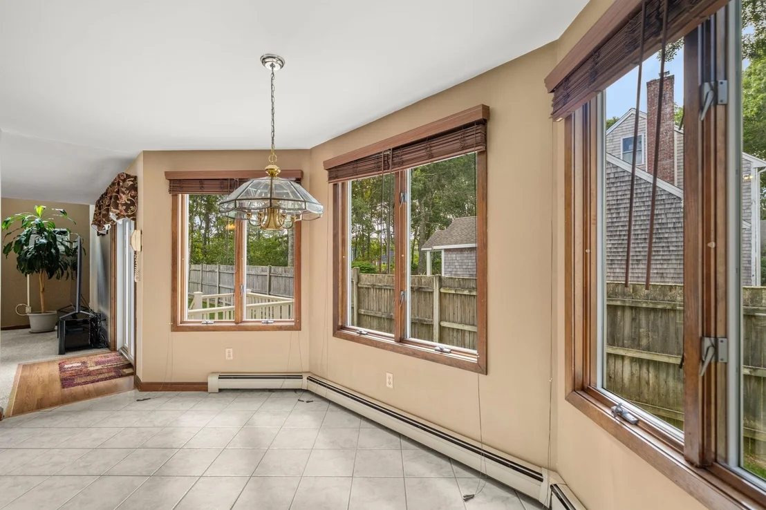 Photo of 36 Noreast Dr