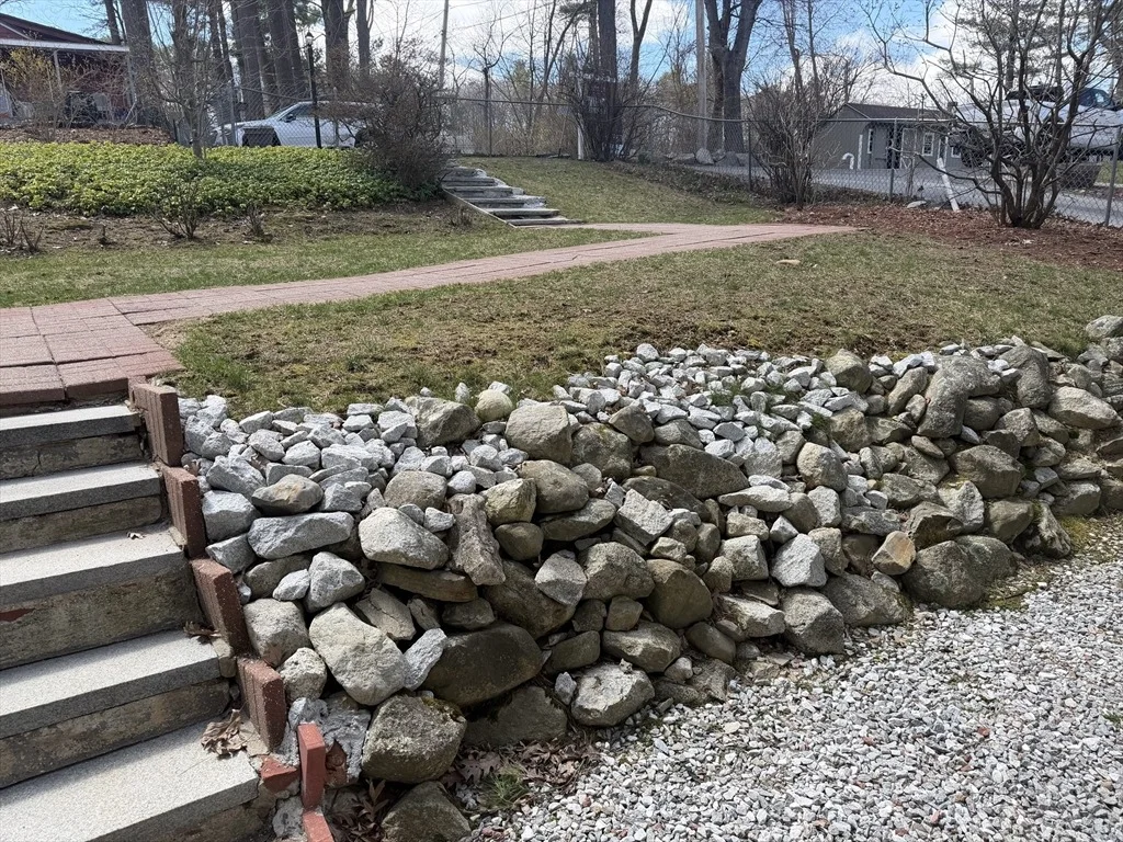Photo of 13 Long Rd
