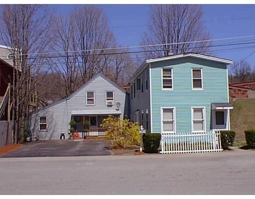 Photo of 12-14 East Main Street