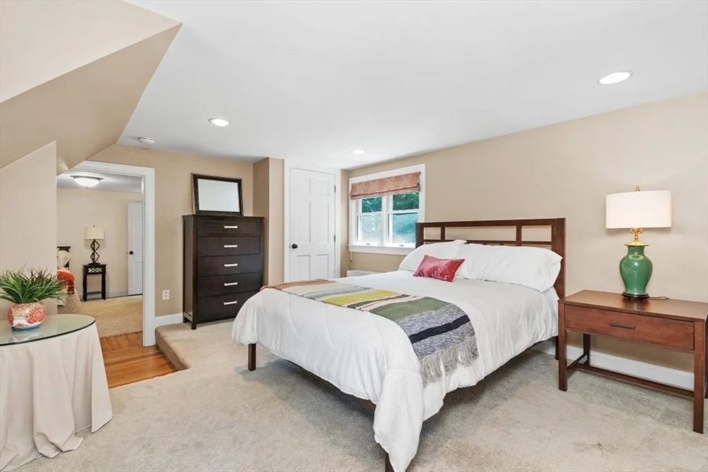 Photo of 71 Silver Hill Rd