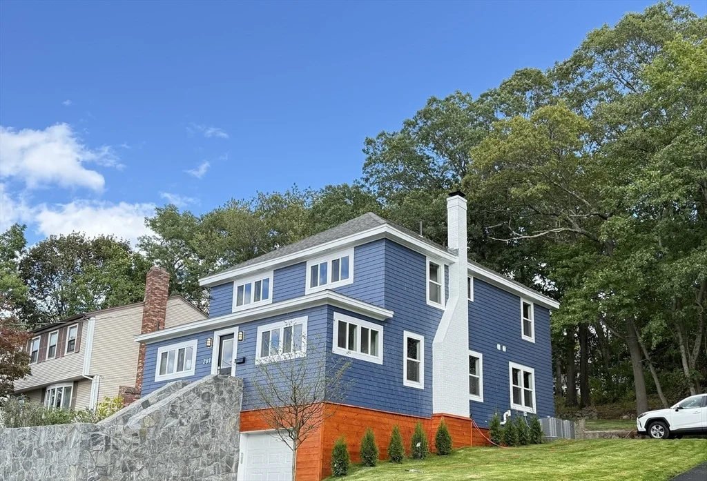 Photo of 281 Forest St