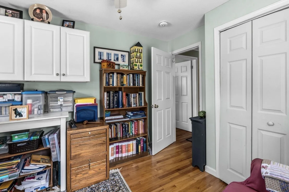 Photo of 207 Loudville Road